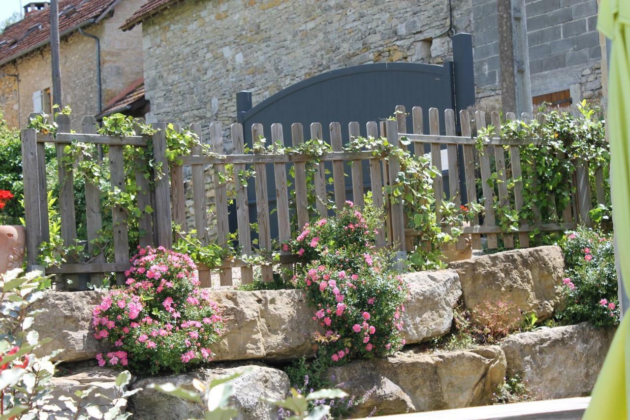 A l'Oree des Cazelles Saint-Pierre-Toirac Extérieur photo